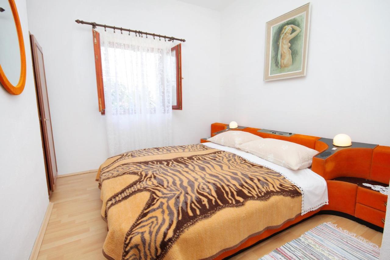 Apartments With A Parking Space Novi Vinodolski - 5600 Bagian luar foto